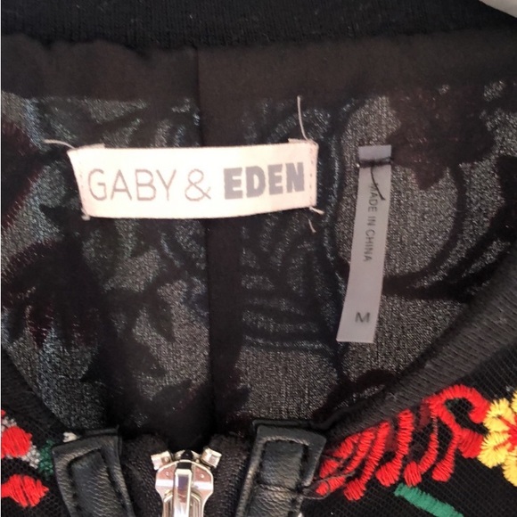 🎉HP🎉Gaby & Eden Foral Embroidered Bomber Jacket - Picture 5 of 7